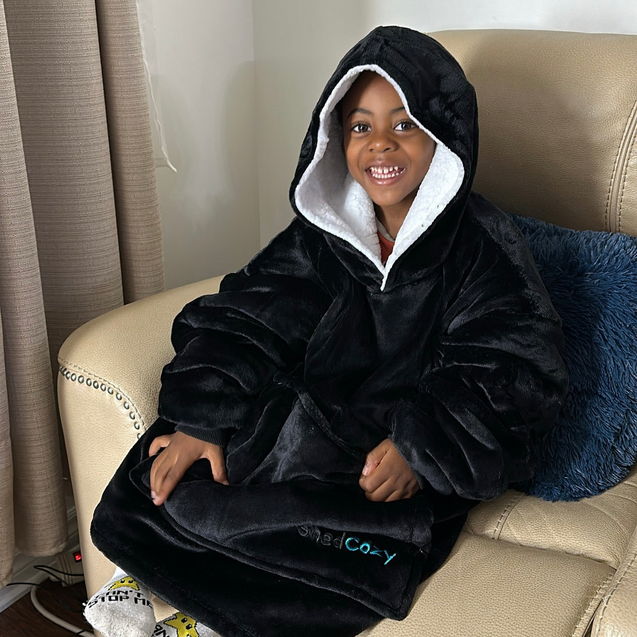 ShedCozy™ Hoodie Premium pour Enfants (Noir)